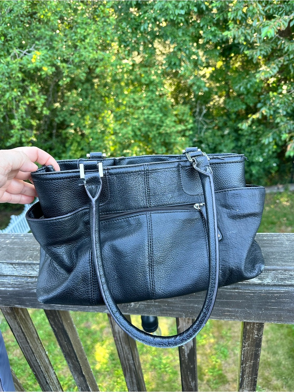 Classic Black Leather Tote Bag - Elegant Everyday Carry